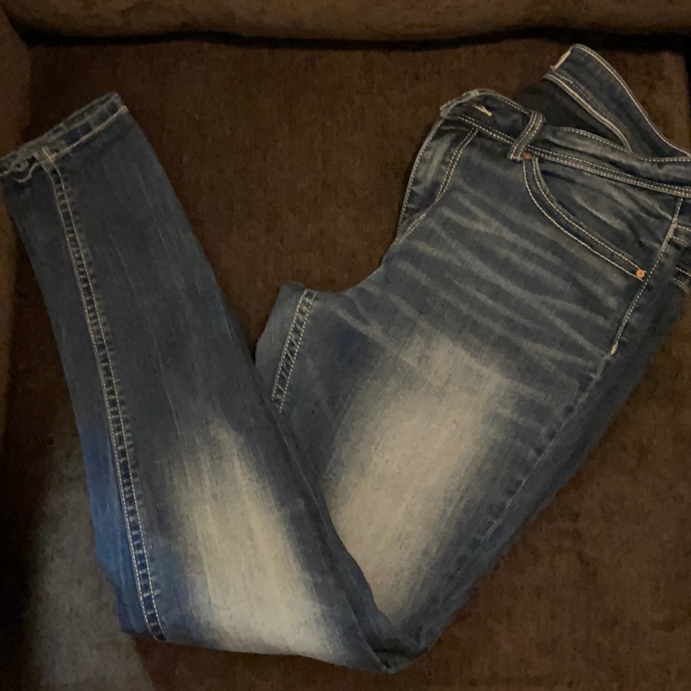 Buckle jeans